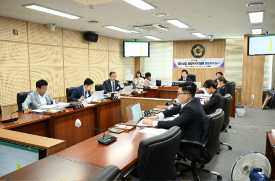 행복위 행정사무감사 2일차 (1).jpg