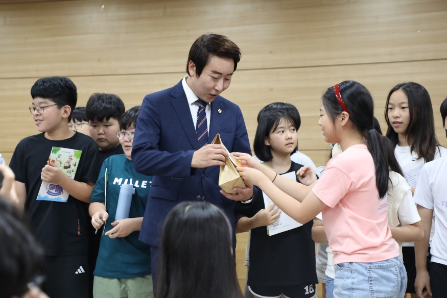 종촌초_ 의회교실 (3) (1).jpg